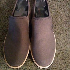 Used Skechers sneakers